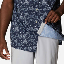 Load image into Gallery viewer, Áo Sơ Mi Ngắn Tay Chống Nắng Nam Columbia Super Slack Tide™ Camp - Xanh Navy - Supersports Vietnam