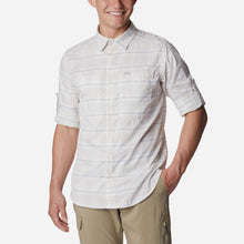 Load image into Gallery viewer, Áo Sơ Mi Dài Tay Nam Columbia Silver Ridge™ Utility Lite Plaid - Trắng - Supersports Vietnam