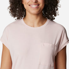 Tải hình ảnh vào trình xem Thư viện, Áo Thun Tay Ngắn Nữ Columbia Boundless Trek™ - Hồng - Supersports Vietnam