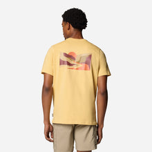 Load image into Gallery viewer, Áo Thun Tay Ngắn Nam Columbia Explorers Canyon™ Back Short Sleeve - Vàng - Supersports Vietnam