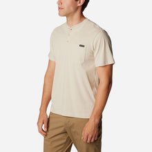 Tải hình ảnh vào trình xem Thư viện, Áo Thun Tay Ngắn Nam Columbia Landroamer™ Short Sleeve Henley - Be - Supersports Vietnam
