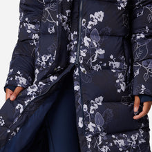 Load image into Gallery viewer, Áo Khoác Nữ Columbia Boundless Days™ Print Long Down - Xanh Navy - Supersports Vietnam