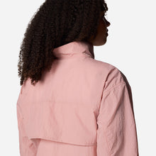 Load image into Gallery viewer, Áo Khoác Nữ Columbia Paracutie™ Cropped Cargo Windbreaker - Hồng - Supersports Vietnam