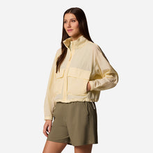 Tải hình ảnh vào trình xem Thư viện, Áo Khoác Nữ Columbia Paracutie™ Cropped Cargo Windbreaker - Vàng - Supersports Vietnam