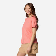 Load image into Gallery viewer, Áo Thun Tay Ngắn Nữ Columbia Wild Springs™ Short Sleeve - Hồng - Supersports Vietnam