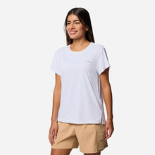 Load image into Gallery viewer, Áo Thun Tay Ngắn Nữ Columbia Bluevista Hill™ Short Sleeve Crew - Trắng - Supersports Vietnam