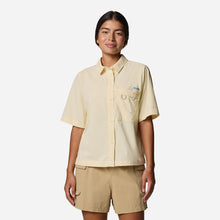 Load image into Gallery viewer, Áo Sơ Mi Tay Ngắn Nữ Columbia Wild Cast™ Short Sleeve - Vàng - Supersports Vietnam