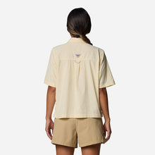 Load image into Gallery viewer, Áo Sơ Mi Tay Ngắn Nữ Columbia Wild Cast™ Short Sleeve - Vàng - Supersports Vietnam