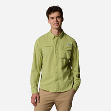 Load image into Gallery viewer, Áo Sơ Mi Dài Tay Nam Columbia Wild Cast™ Long Sleeve - Xanh Lá - Supersports Vietnam