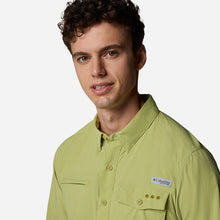 Load image into Gallery viewer, Áo Sơ Mi Dài Tay Nam Columbia Wild Cast™ Long Sleeve - Xanh Lá - Supersports Vietnam