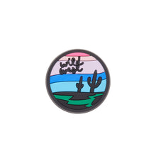 Tải hình ảnh vào trình xem Thư viện, Jibbitz™ Charm Adventure Cool Joe