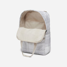 Tải hình ảnh vào trình xem Thư viện, Ba Lô Columbia Trek™ 18L Bp - Xám - Supersports Vietnam
