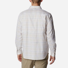 Load image into Gallery viewer, Áo Sơ Mi Dài Tay Nam Columbia Silver Ridge™ Utility Lite Plaid - Trắng - Supersports Vietnam
