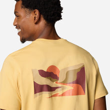 Load image into Gallery viewer, Áo Thun Tay Ngắn Nam Columbia Explorers Canyon™ Back Short Sleeve - Vàng - Supersports Vietnam
