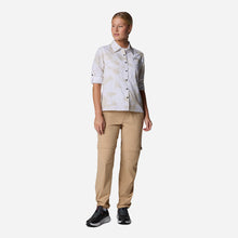 Load image into Gallery viewer, Áo Sơ Mi Dài Tay Nữ Columbia Summit Valley™ Woven Long Sleeve - Trắng - Supersports Vietnam
