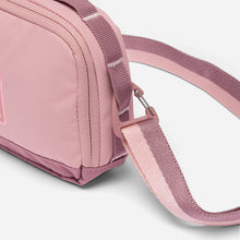 Tải hình ảnh vào trình xem Thư viện, Túi Đeo Chéo Columbia Trail Traveler™ - Hồng - Supersports Vietnam
