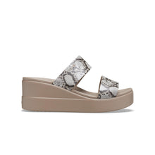 Tải hình ảnh vào trình xem Thư viện, Xăng Đan Đế Xuồng Nữ Crocs Brooklyn
