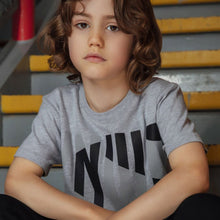 Load image into Gallery viewer, Áo Thun Bé Trai LFC Jnr Ynwa
