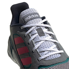 Load image into Gallery viewer, Giày Chạy Bộ Nữ Adidas 90S Valasion

