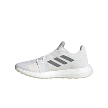 Load image into Gallery viewer, Giày Chạy Bộ Nữ Adidas Senseboost Go
