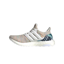 Load image into Gallery viewer, Giày Chạy Bộ Nữ Adidas Ultraboost
