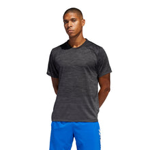 Load image into Gallery viewer, Áo Thun Nam ADIDAS Tech Gradient
