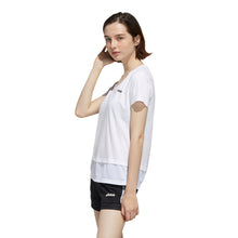 Load image into Gallery viewer, Áo Tay Ngắn Thể Thao Nữ Adidas Essentials Material Mix
