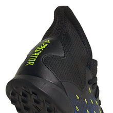 Load image into Gallery viewer, Giày Đá Banh Trẻ Em Adidas Predator Freak .3 TF J
