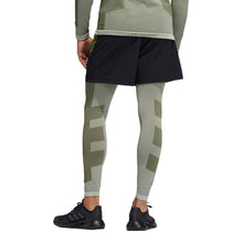 Load image into Gallery viewer, Quần Ngắn Nam Adidas Studio Tech
