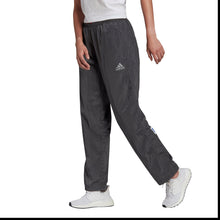 Load image into Gallery viewer, Quần Dài Thể Thao Nữ Adidas Space Race
