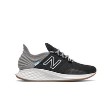 Load image into Gallery viewer, Giày Chạy Bộ Nữ New Balance Fresh Foam Roav
