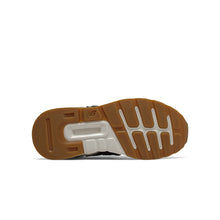 Tải hình ảnh vào trình xem Thư viện, Giày Thể Thao Trẻ em New Balance 997 Sports
